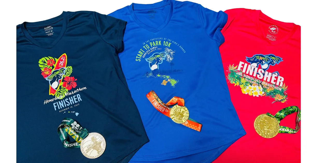ホノルルマラソン2023年フル・2024年10km・2025年フルの完走Tシャツとメダル